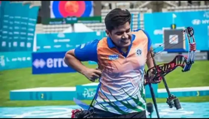 Abhishek Verma holding archery bow