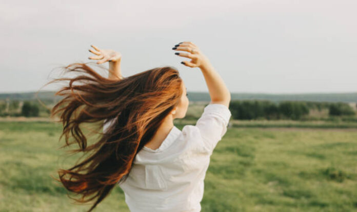 Woman long hairs