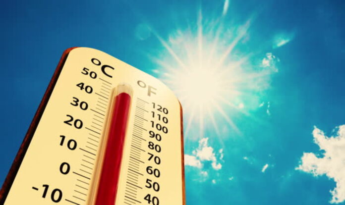 thermometer-on-blue-sky-with-sun