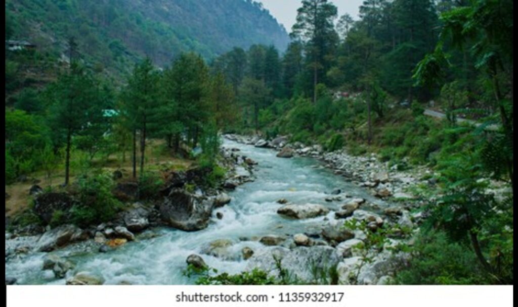 tirthan-valleyhimachal-pradesh-india