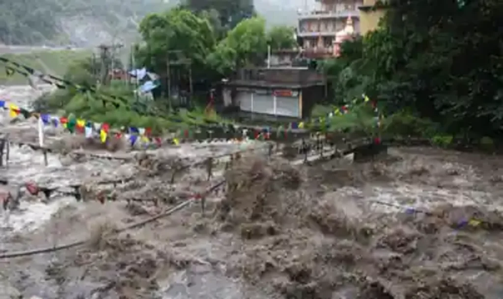 Flood Himachal Pradesh