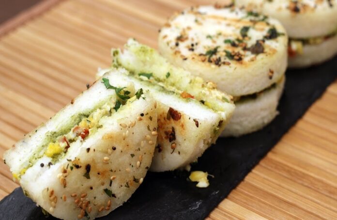 grilled dhokla sandwich